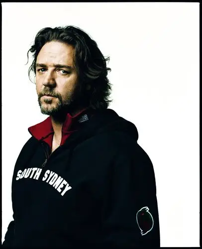 Russell Crowe White T-Shirt - idPoster.com