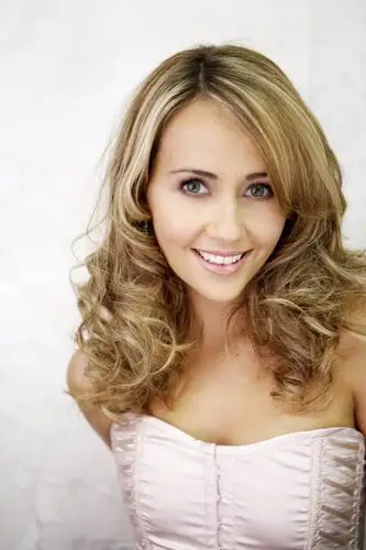 Samia Smith Jigsaw Puzzle picture 519176