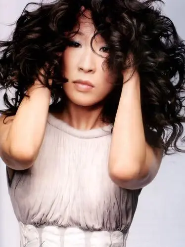 Sandra Oh Wall Poster picture 66462