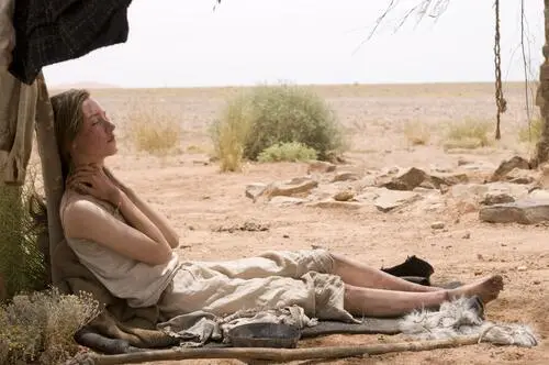 Saoirse Ronan Women's Colored Tank-Top - idPoster.com