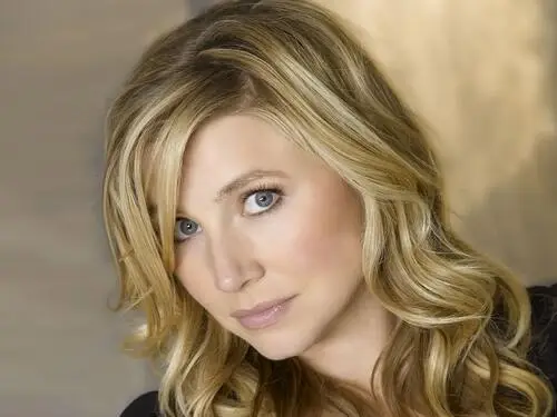 Sarah Chalke Wall Poster picture 93025