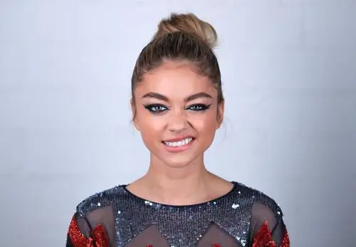 Sarah Hyland Wall Poster picture 873560