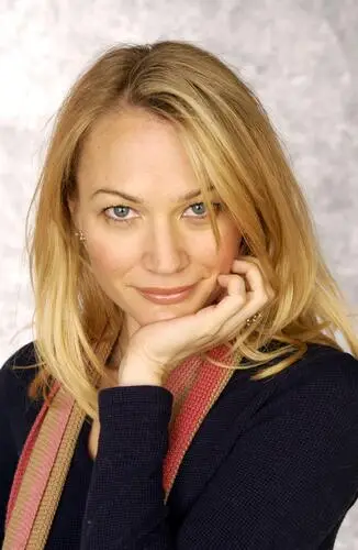 Sarah Wynter Jigsaw Puzzle picture 520644