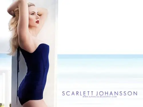 Scarlett Johansson Men's Colored  Long Sleeve T-Shirt - idPoster.com