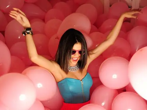 Selena Gomez Wall Poster picture 176967