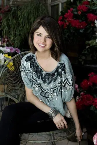 Selena Gomez Wall Poster picture 523183
