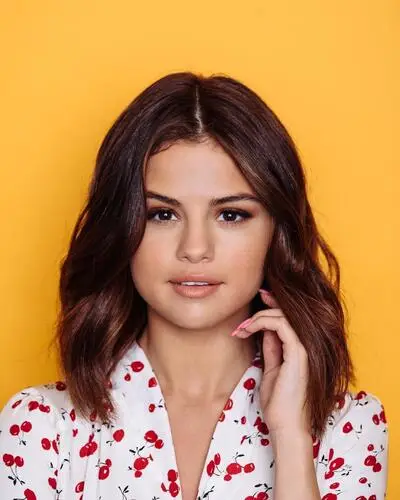 Selena Gomez Wall Poster picture 694572