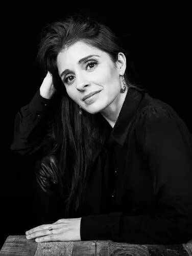 Shiri Appleby Wall Poster picture 850497