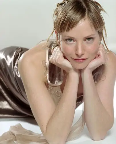 Sienna Guillory Jigsaw Puzzle picture 389525