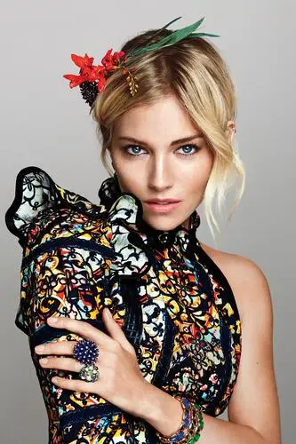 Sienna Miller Jigsaw Puzzle picture 550611