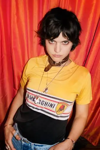 Soko (singer) Jigsaw Puzzle picture 550866