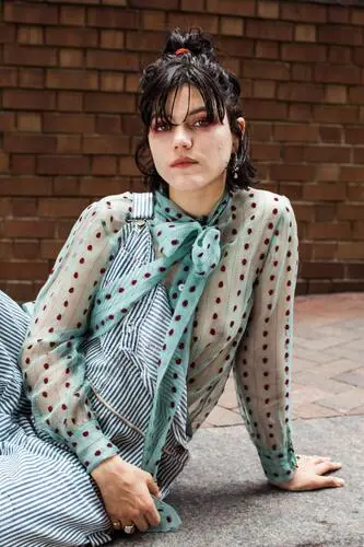 Soko (singer) Computer MousePad picture 850643