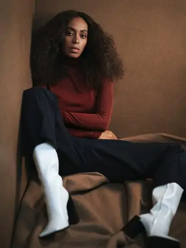 Solange Knowles Women's Colored T-Shirt - idPoster.com