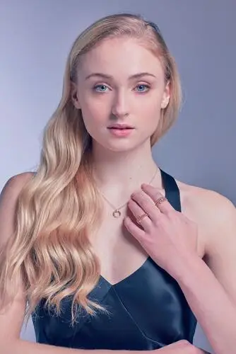 Sophie Turner Wall Poster picture 695231