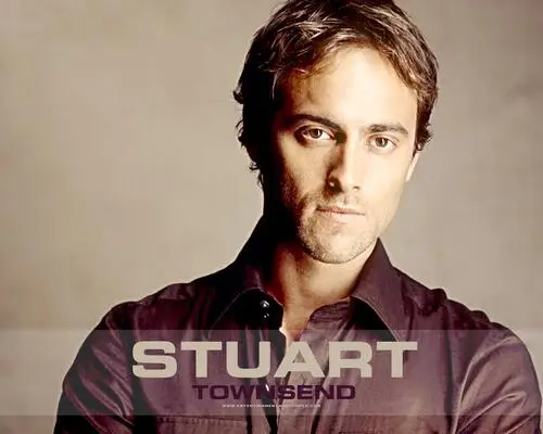 Stuart Townsend Protected Face mask - idPoster.com