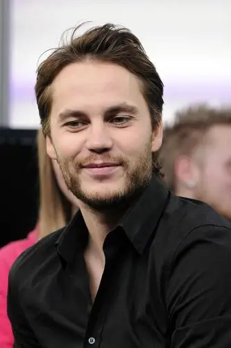 Taylor Kitsch Computer MousePad picture 173876