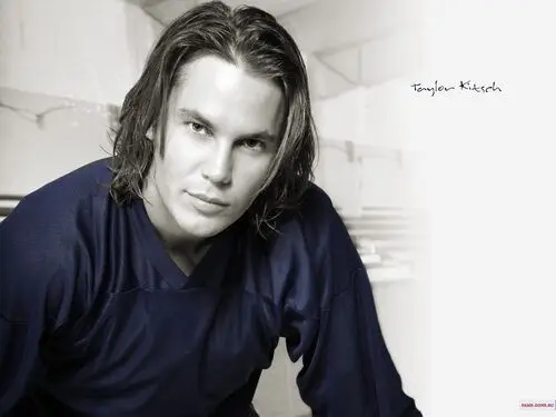Taylor Kitsch Men's Colored Hoodie - idPoster.com