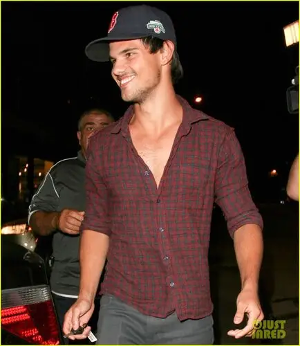Taylor Lautner Wall Poster picture 226477