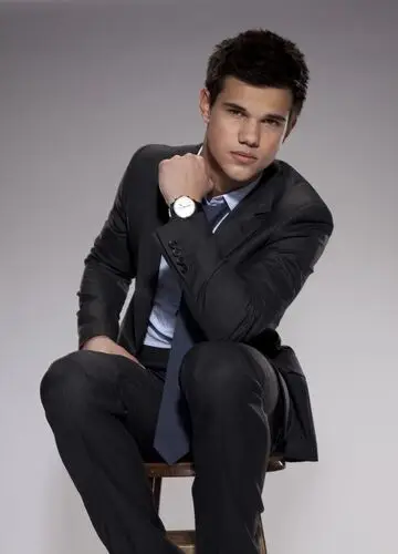 Taylor Lautner Wall Poster picture 264350