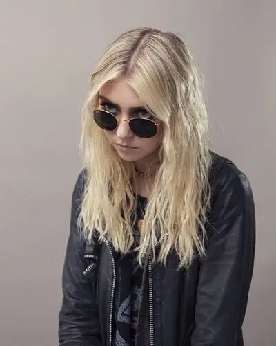 Taylor Momsen Jigsaw Puzzle picture 551067