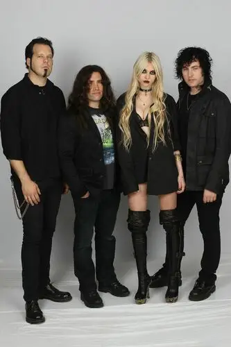 Taylor Momsen Wall Poster picture 83577