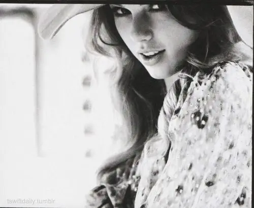 Taylor Swift Computer MousePad picture 108764