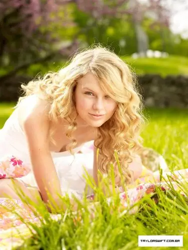 Taylor Swift Fridge Magnet picture 335415