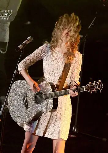 Taylor Swift Wall Poster picture 83580