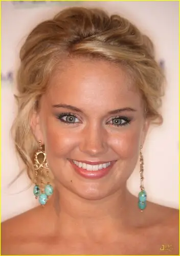 Tiffany Thornton Computer MousePad picture 103257