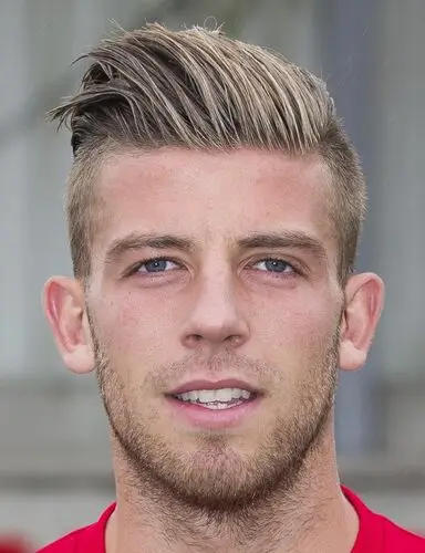 Toby Alderweireld Wall Poster picture 711060