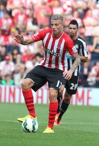 Toby Alderweireld Wall Poster picture 711125