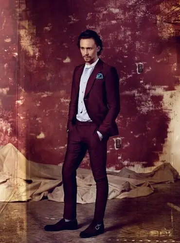 Tom Hiddleston Wall Poster picture 551959