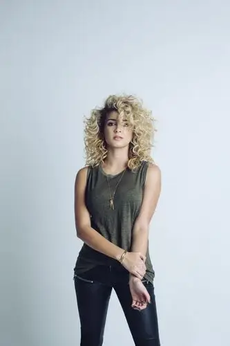 Tori Kelly Wall Poster picture 534002