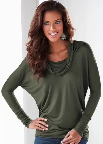 Vanessa Fonseca Women's Colored  Long Sleeve T-Shirt - idPoster.com