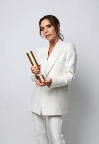 Victoria Beckham Protected Face mask - idPoster.com