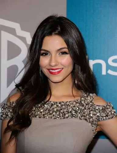 Victoria Justice Jigsaw Puzzle picture 155245