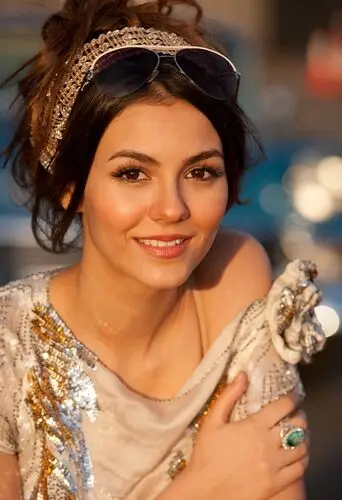 Victoria Justice Jigsaw Puzzle picture 167318