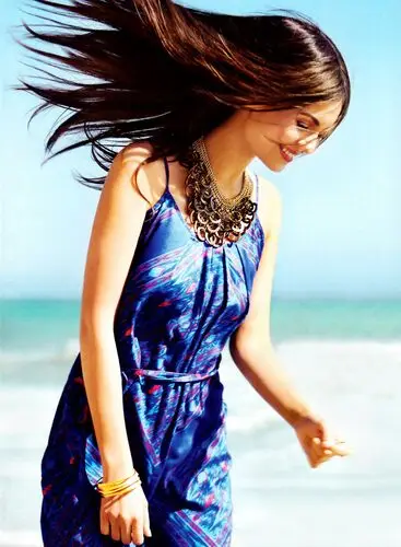 Victoria Justice Wall Poster picture 167349
