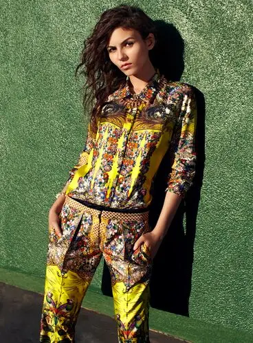 Victoria Justice Jigsaw Puzzle picture 347803