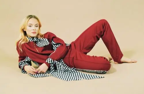 Zara Larsson Jigsaw Puzzle picture 696537