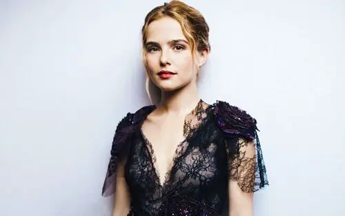 Zoey Deutch Wall Poster picture 554459