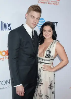 Ariel Winter (events) Protected Face mask - idPoster.com