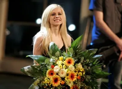 Avril Lavigne (events) White T-Shirt - idPoster.com