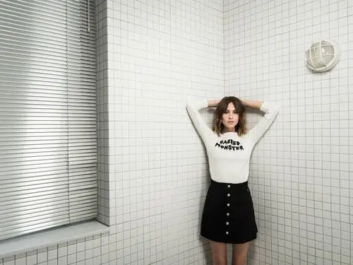 Alexa Chung Jigsaw Puzzle picture 402230