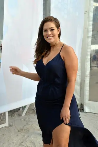 Ashley Graham Jigsaw Puzzle picture 565881