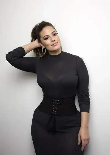 Ashley Graham Protected Face mask - idPoster.com