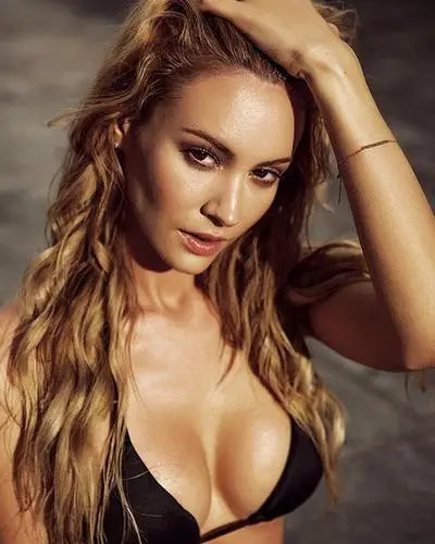Bryana Holly Wall Poster picture 577897