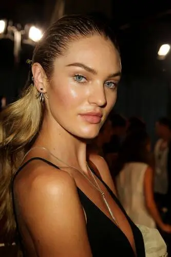 Candice Swanepoel Computer MousePad picture 186520