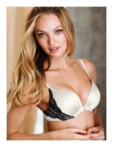 Candice Swanepoel Computer MousePad picture 706086