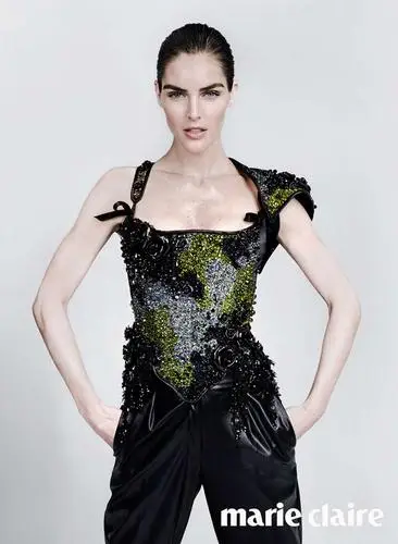 Hilary Rhoda Protected Face mask - idPoster.com